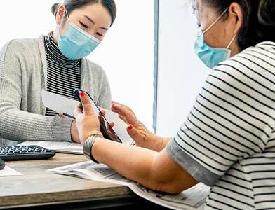 How to Choose the Best Adult Day Care Center for Your Loved Ones